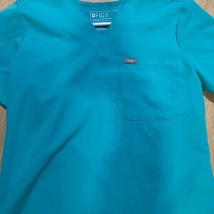 Figs Teal Short Sleeve Top and Figs Teal Jogger Scrub Pant